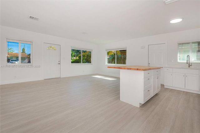 1511-1513 NW 8th Ave, Fort Lauderdale, FL 33311