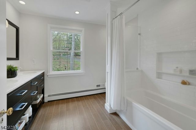 94 Brook Dr, Watchung Boro, NJ 07069