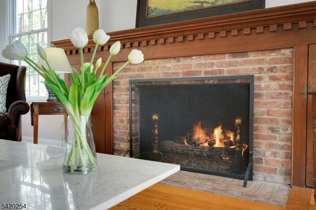 94 Brook Dr, Watchung Boro, NJ 07069