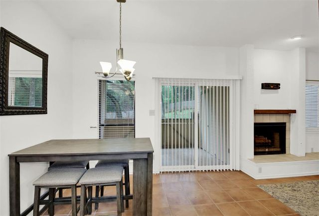 9100 Mountain Ridge DR 102, Austin, TX 78759