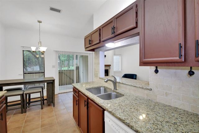 9100 Mountain Ridge DR 102, Austin, TX 78759