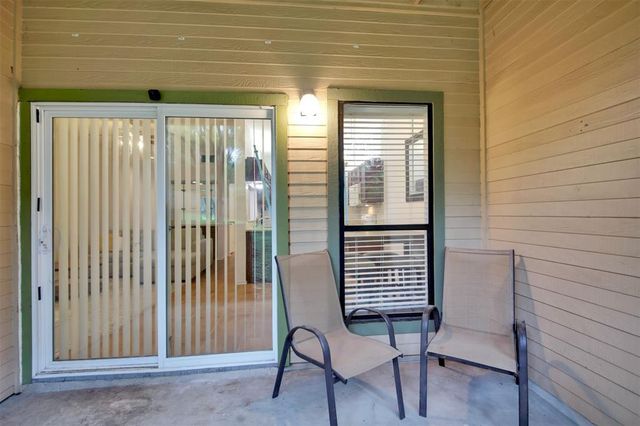 9100 Mountain Ridge DR 102, Austin, TX 78759