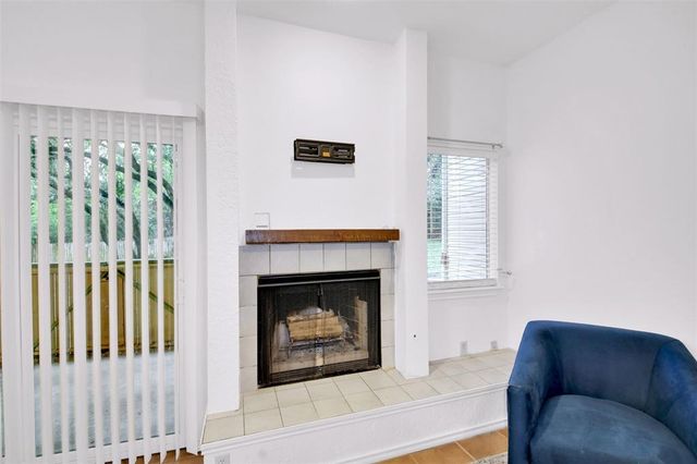 9100 Mountain Ridge DR 102, Austin, TX 78759