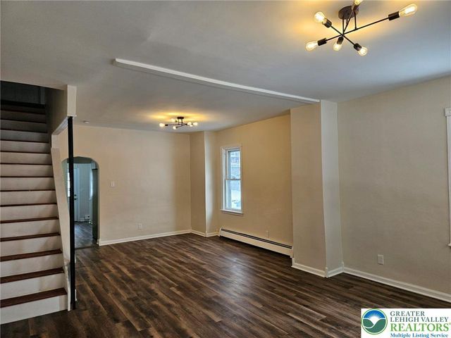 321 Washington Street, Walnutport Boro, PA 18088