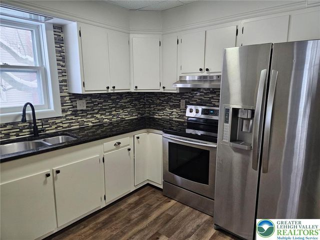 321 Washington Street, Walnutport Boro, PA 18088