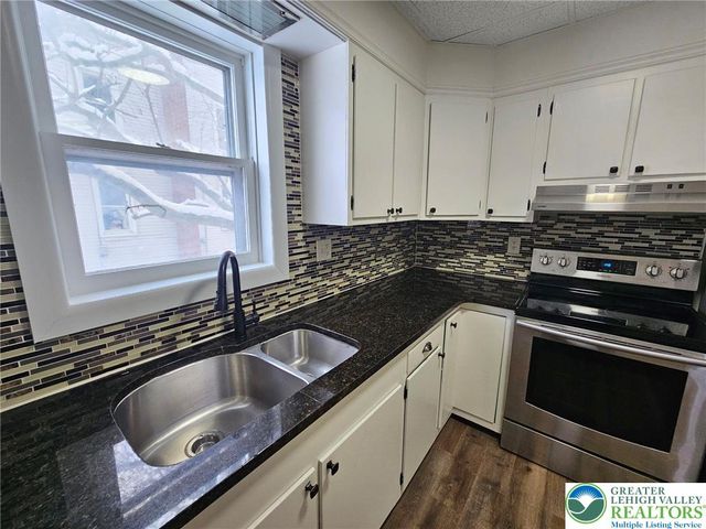 321 Washington Street, Walnutport Boro, PA 18088