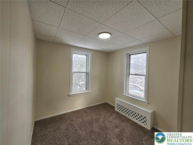 321 Washington Street, Walnutport Boro, PA 18088