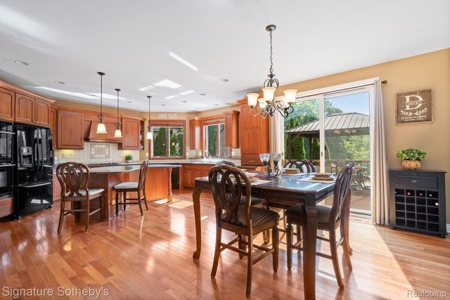 5557 Cobble Lane, Webster Township, MI 48130