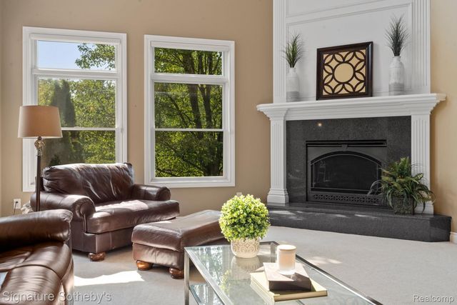 5557 Cobble Lane, Webster Township, MI 48130