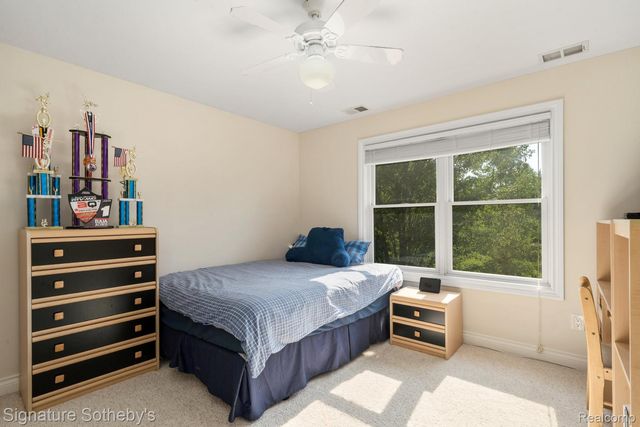 5557 Cobble Lane, Webster Township, MI 48130