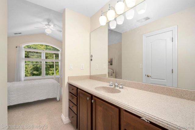 5557 Cobble Lane, Webster Township, MI 48130