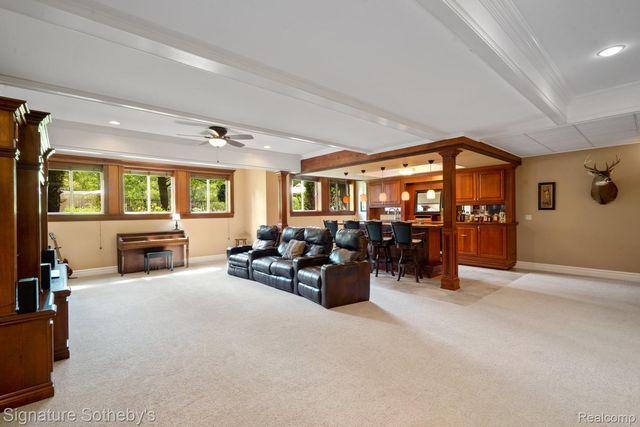 5557 Cobble Lane, Webster Township, MI 48130