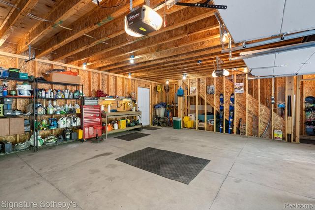 5557 Cobble Lane, Webster Township, MI 48130