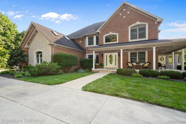 5557 Cobble Lane, Webster Township, MI 48130