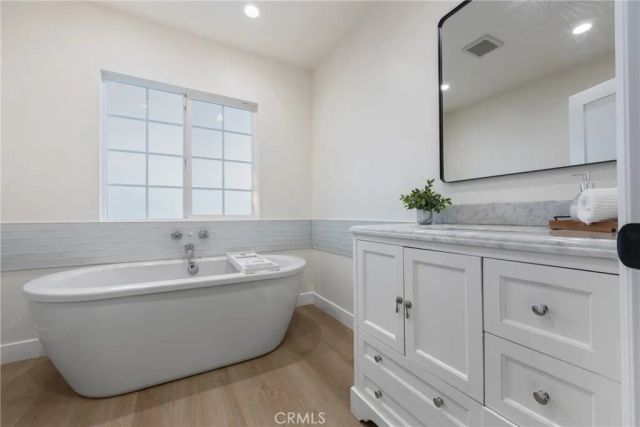 5612 S Rimpau, Los Angeles, CA 90043