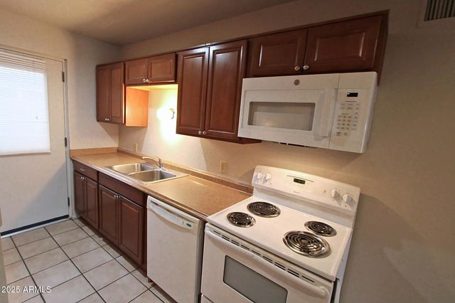 1008 N PUEBLO Drive, Casa Grande, AZ 85122