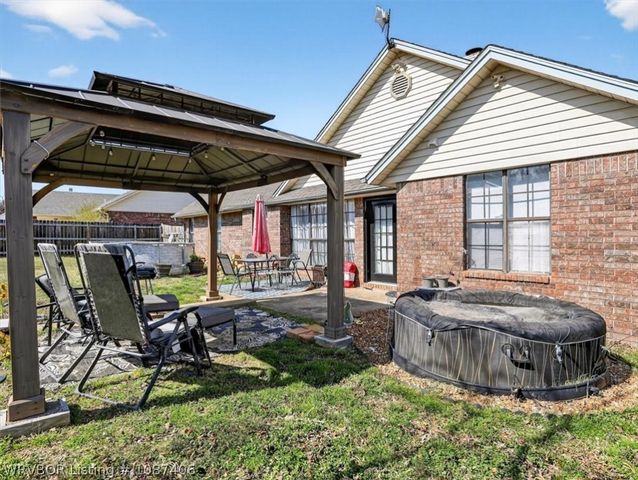 103 W Dora, Poteau, OK 74953