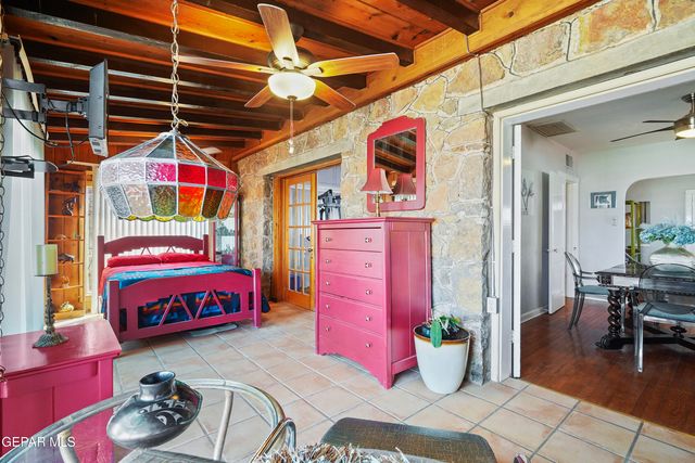 4327 CHESTER Avenue, El Paso, TX 79903