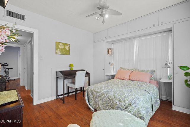 4327 CHESTER Avenue, El Paso, TX 79903