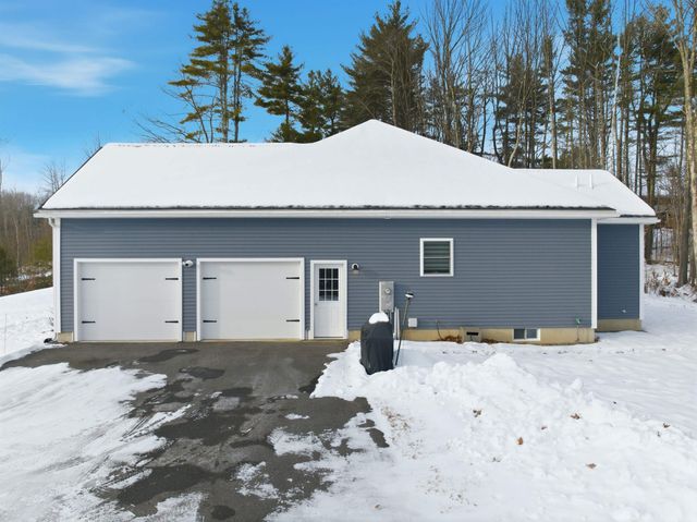 18 Hickorywood Circle, Meredith, NH 03253