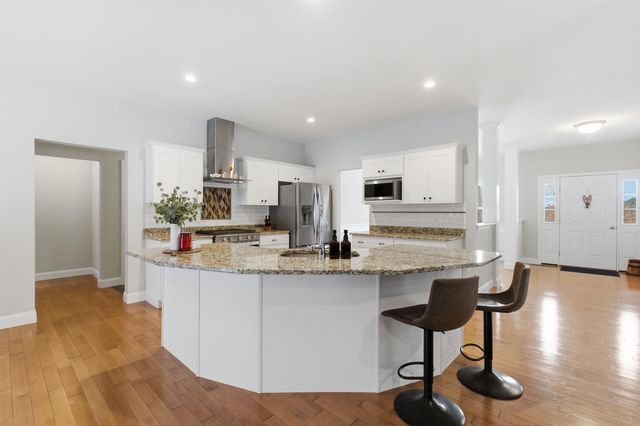 18 Hickorywood Circle, Meredith, NH 03253