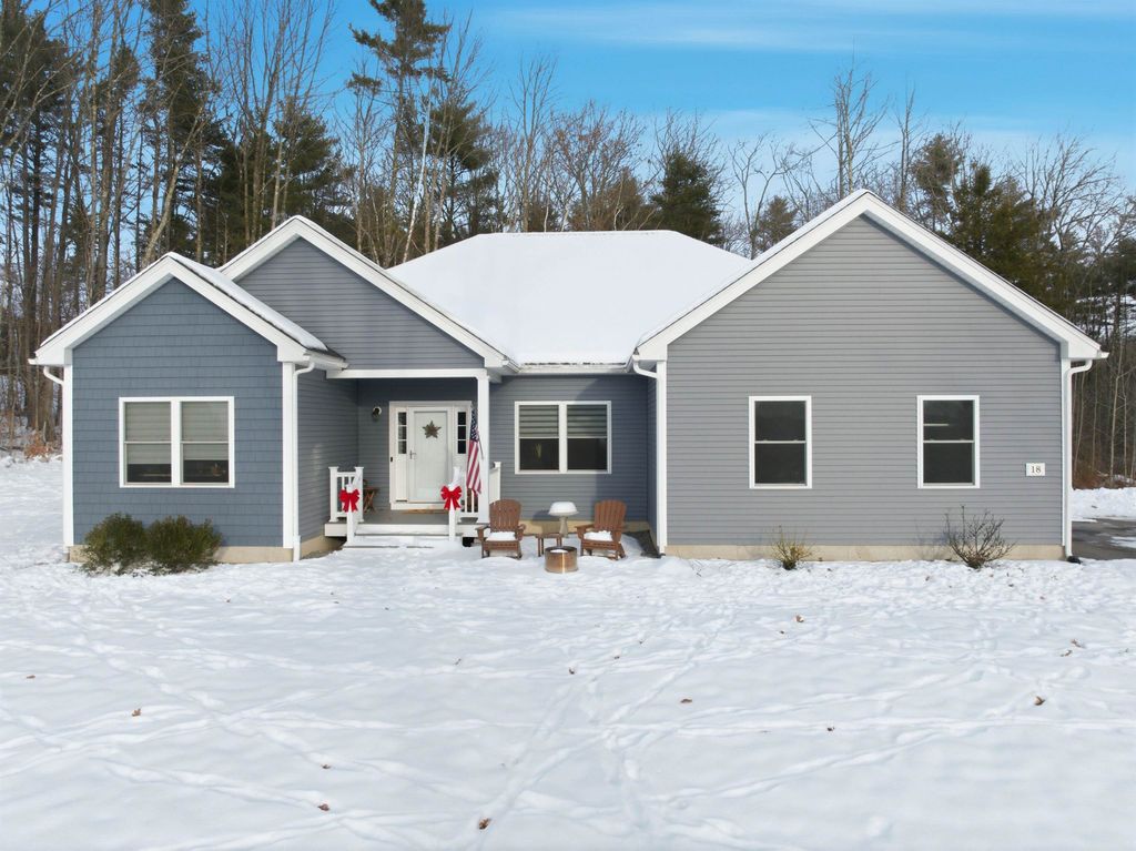 18 Hickorywood Circle, Meredith, NH 03253