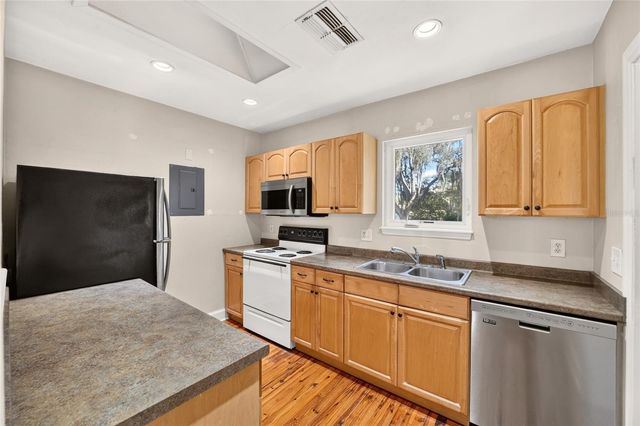 1139 NE 8TH STREET, Ocala, FL 34470