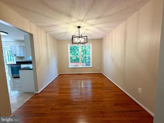 8340 SHELBURNE CT, White Plains, MD 20695