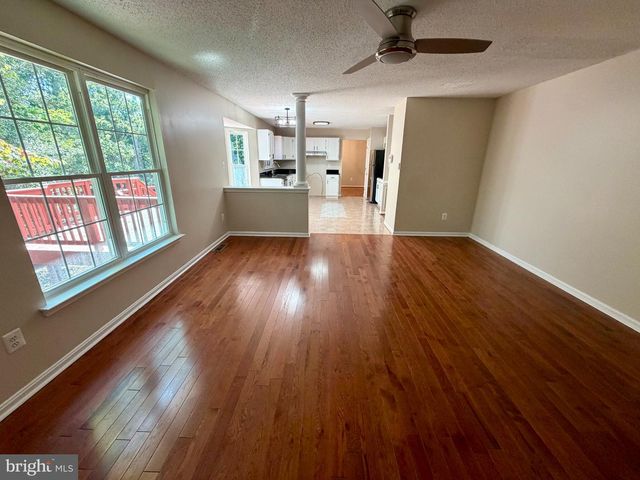 8340 SHELBURNE CT, White Plains, MD 20695
