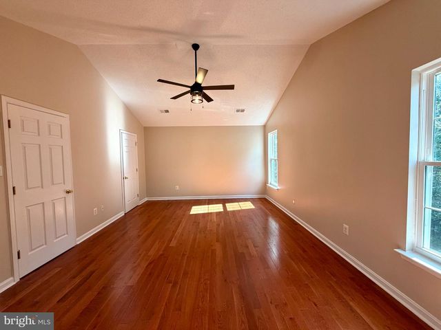 8340 SHELBURNE CT, White Plains, MD 20695