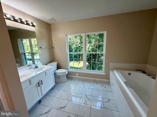 8340 SHELBURNE CT, White Plains, MD 20695
