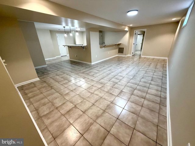 8340 SHELBURNE CT, White Plains, MD 20695