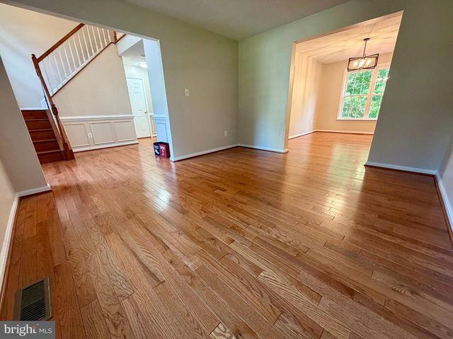 8340 SHELBURNE CT, White Plains, MD 20695