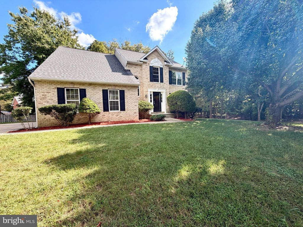 8340 SHELBURNE CT, White Plains, MD 20695