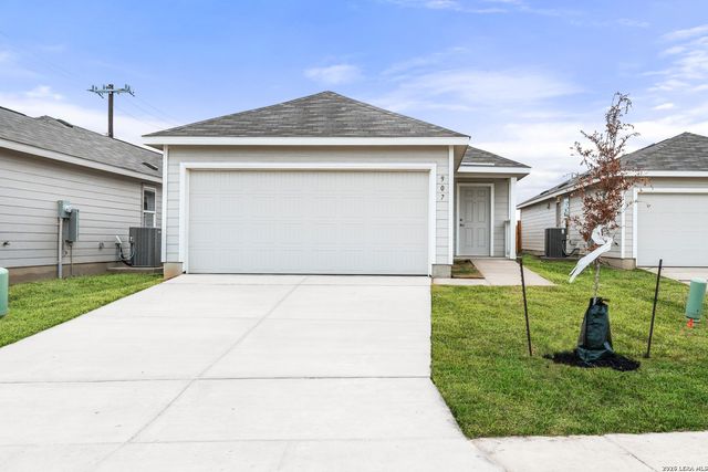 907 Stricker Path, San Antonio, TX 78221
