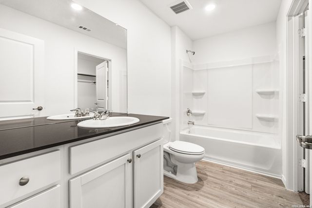 907 Stricker Path, San Antonio, TX 78221