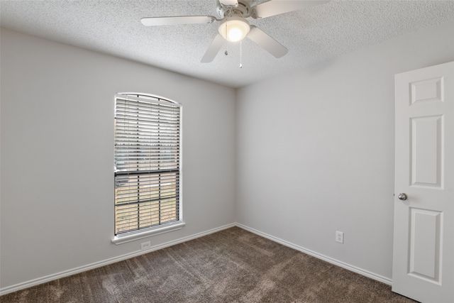 983 Downey Drive, Lewisville, TX 75067