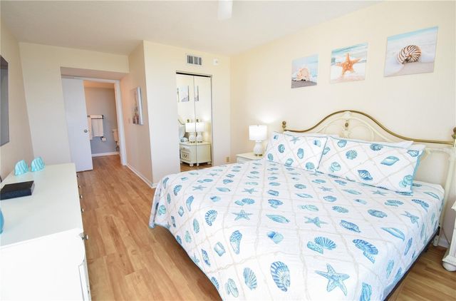 6021 BAHIA DEL MAR CIRCLE 540, St Petersburg, FL 33715