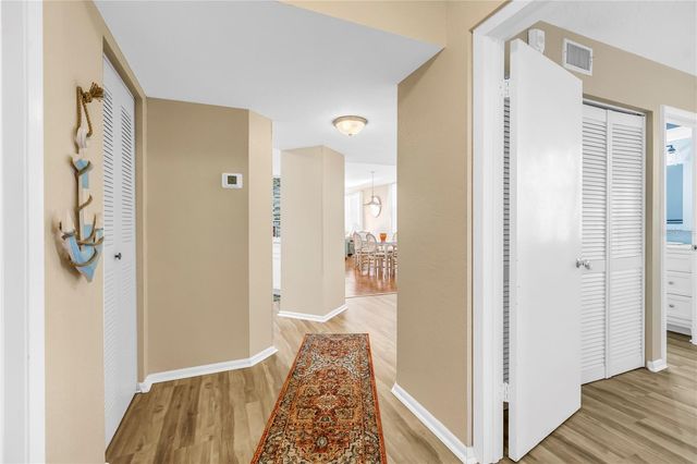 6021 BAHIA DEL MAR CIRCLE 540, St Petersburg, FL 33715