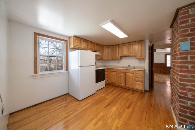 Meadow Street 1A, East Haven, CT 06512