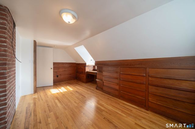 Meadow Street 1A, East Haven, CT 06512