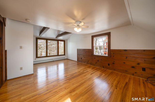 Meadow Street 1A, East Haven, CT 06512