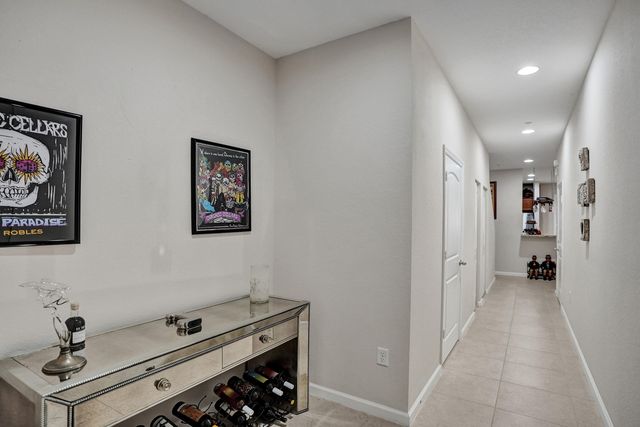 612 SW 3RD Avenue, Pompano Beach, FL 33060
