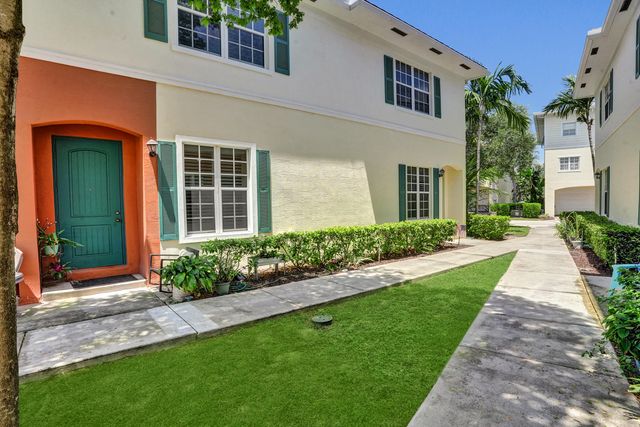 612 SW 3RD Avenue, Pompano Beach, FL 33060