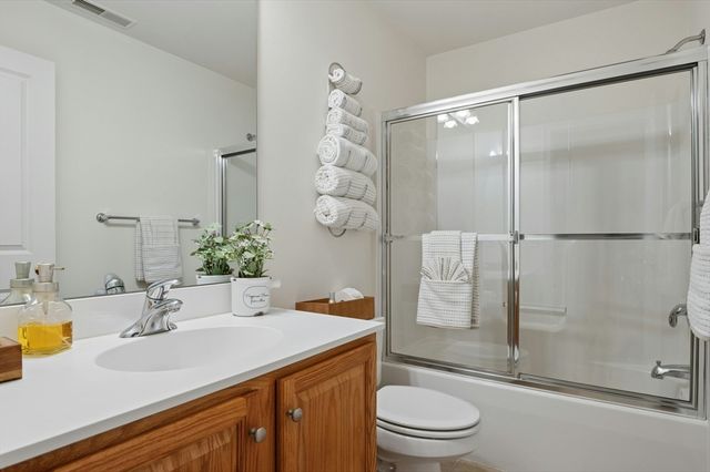 44 Cherry Ln 44, Grafton, MA 01560
