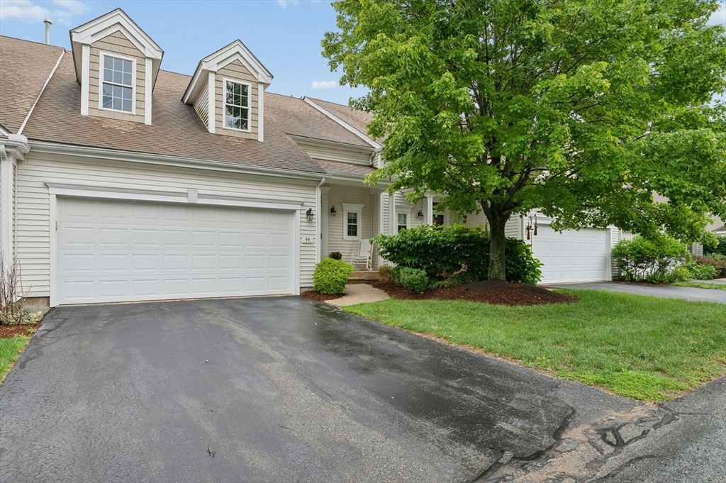 44 Cherry Ln 44, Grafton, MA 01560