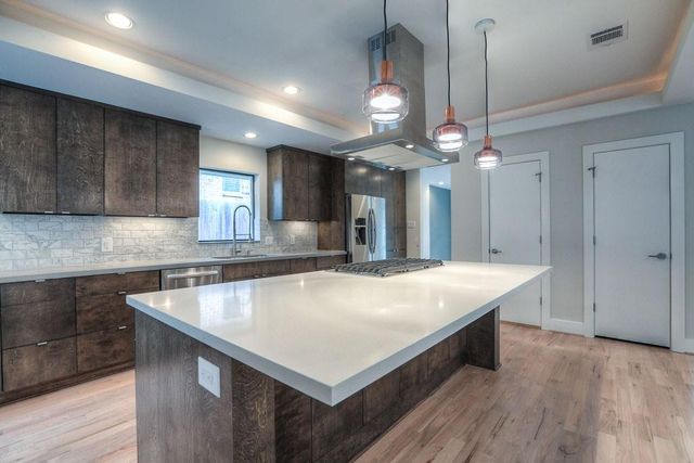 4127 Underwood Street, Houston, TX 77025