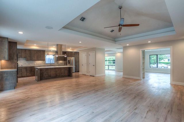 4127 Underwood Street, Houston, TX 77025