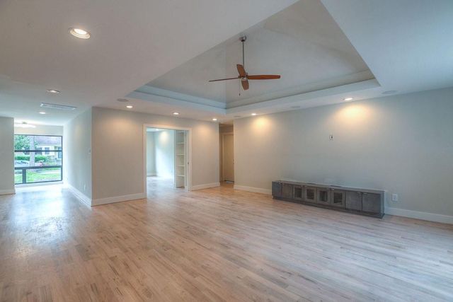 4127 Underwood Street, Houston, TX 77025