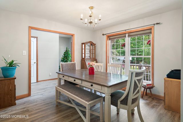 10 Hillside Avenue, Tuckerton, NJ 08087